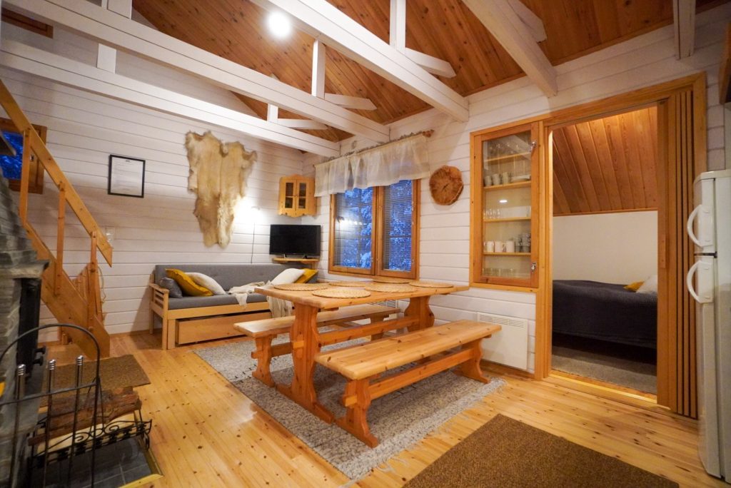 Kinoskuru lomahuoneisto Ylläksellä – Laplandwayn majoitus Äkäslompolossa